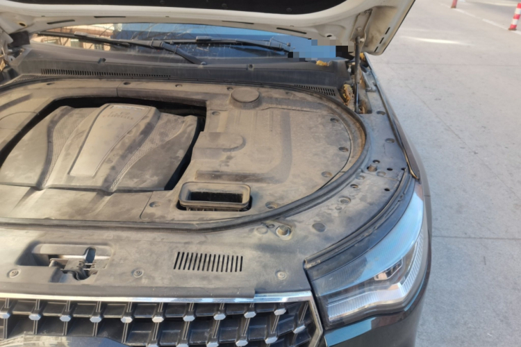 众泰T700 2017款 1.8T 双离合尊贵型局部细节9007