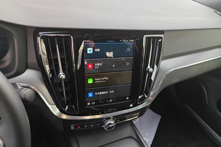 沃尔沃S60 2025款 B4 智逸豪华版中控内饰16