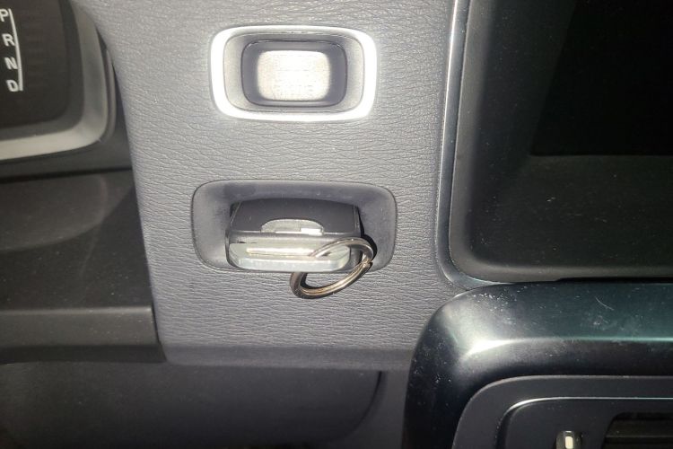 沃尔沃S60 2018款 S60L T4 智远版中控内饰7001