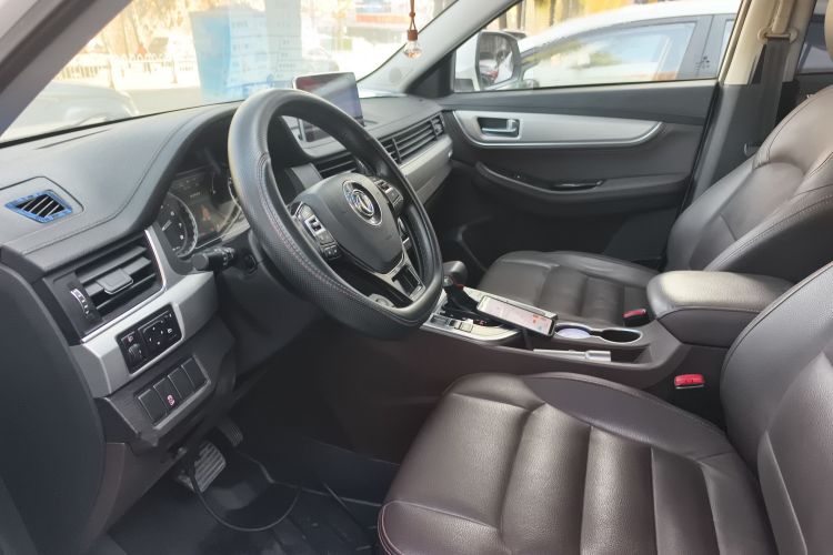 东风风行 景逸X5 2017款 劲享系列 1.5T CVT尊享型中控内饰19