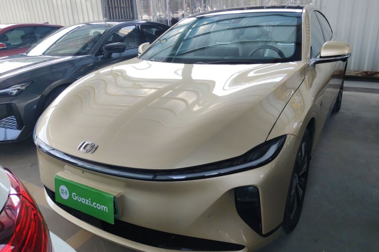 长安启源A07 2023款 增程 200 Max车身外观2