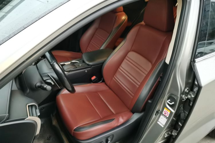 雷克萨斯NX 2015款 200t 全驱 锋尚版中控内饰19