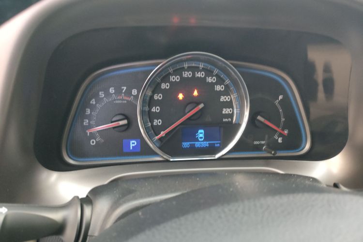 丰田 RAV4荣放 2015款 2.5L 自动四驱尊贵版中控内饰14