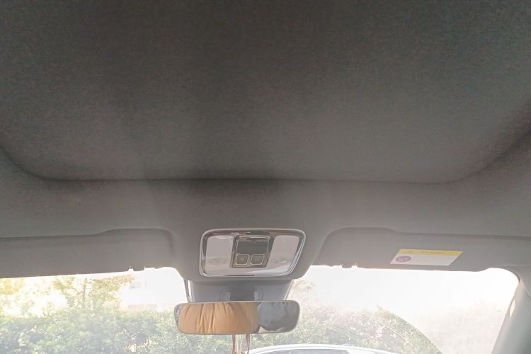 理想汽车 理想ONE 2021款 增程6座版局部细节22