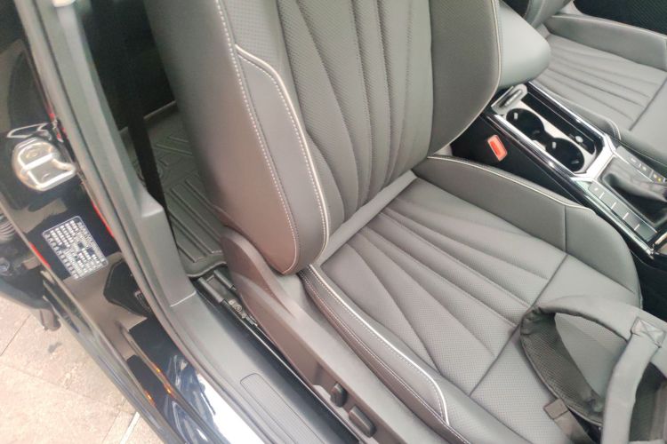 大众 帕萨特 2024款 330TSI 精英版局部细节41