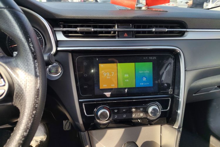 名爵 MG6 2019款 20T 自动运动版局部细节16