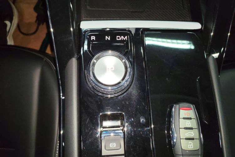 哈弗H6 2021款 第三代 2.0T 自动两驱Max中控内饰18