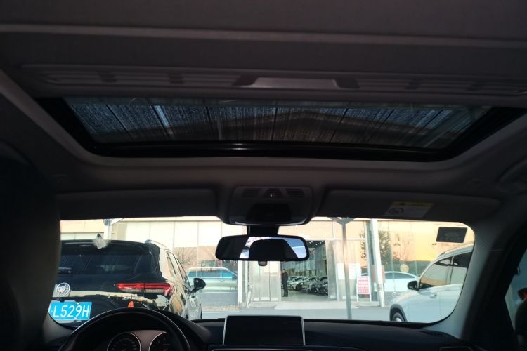 宝马3系 2018款 320Li 时尚型中控内饰22