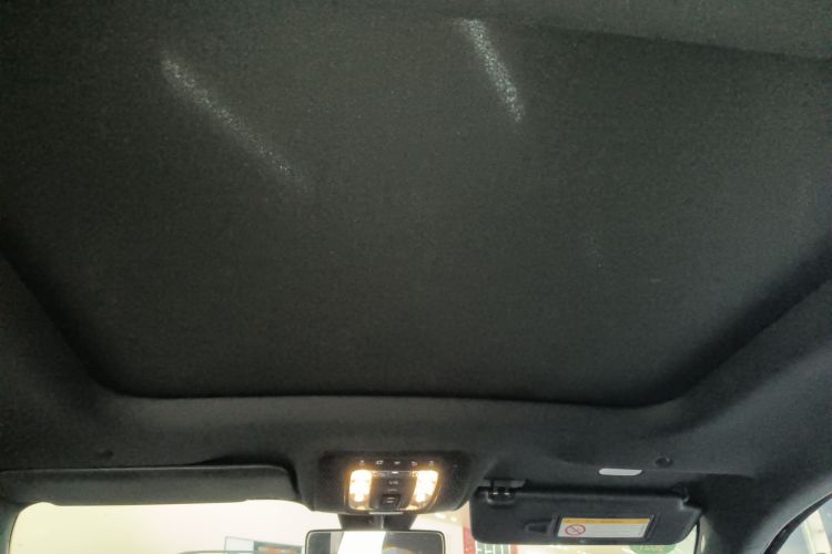 奔驰A级 2020款 改款 A 200 L 运动轿车时尚型中控内饰22