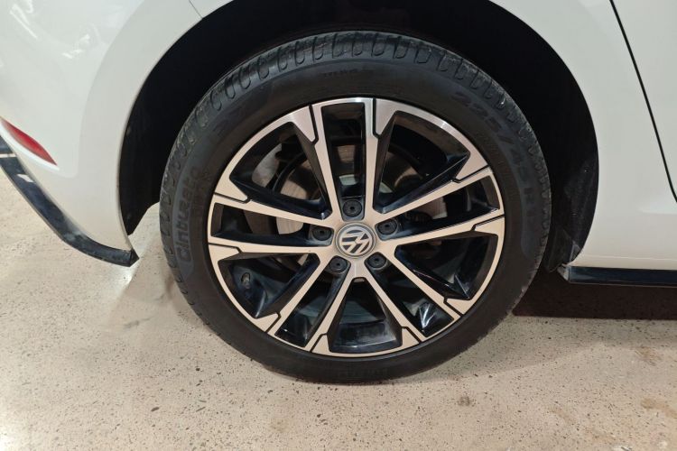 大众 高尔夫 2018款 280TSI 自动R-Line型车身外观6008