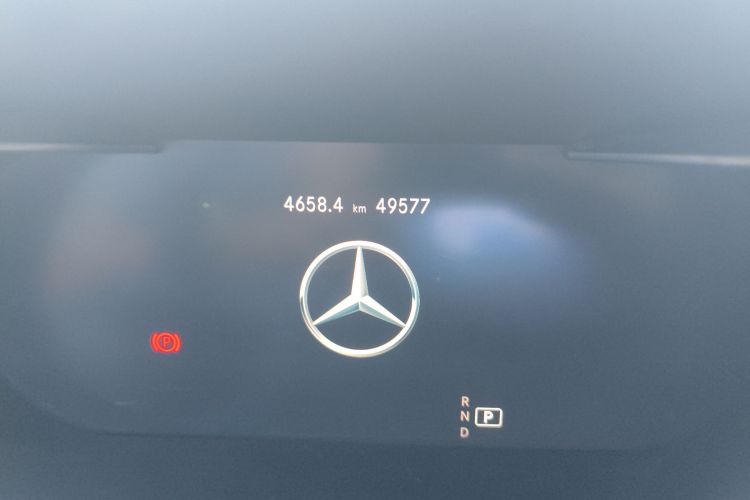 奔驰GLC 2020款 改款 GLC 260 L 4MATIC 动感型中控内饰15