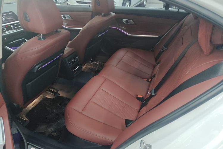 宝马3系 2022款 325Li M运动套装中控内饰21