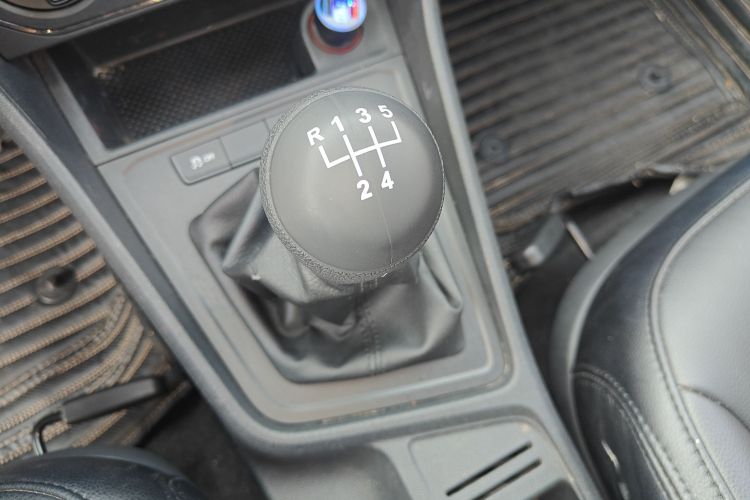 大众 朗逸 2015款 1.6L 手动风尚版中控内饰18