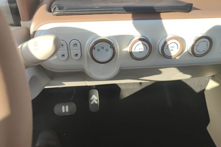 奔腾小马 2026款 222km 萌趣马 Plus中控内饰18