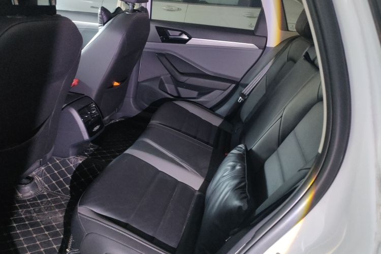 大众 速腾 2021款 280TSI DSG舒适智联版中控内饰7004