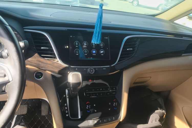 别克GL8 2018款 ES 28T 豪华型 国VI中控内饰16