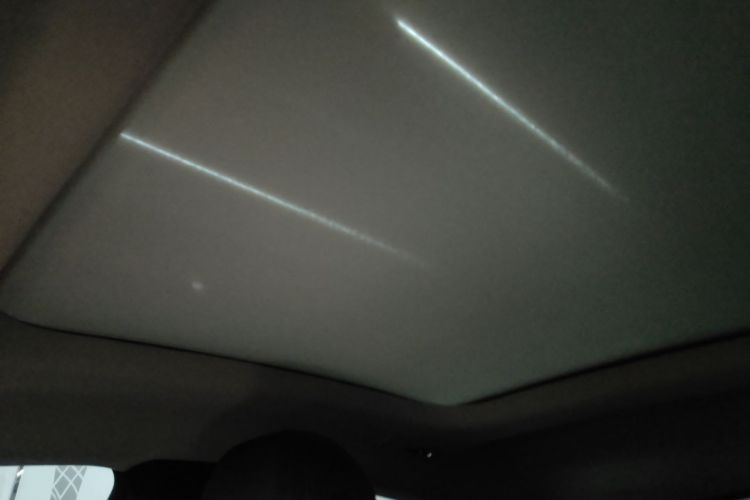 奔驰GLE 2022款 改款 GLE 350 4MATIC 轿跑SUV 时尚型局部细节22