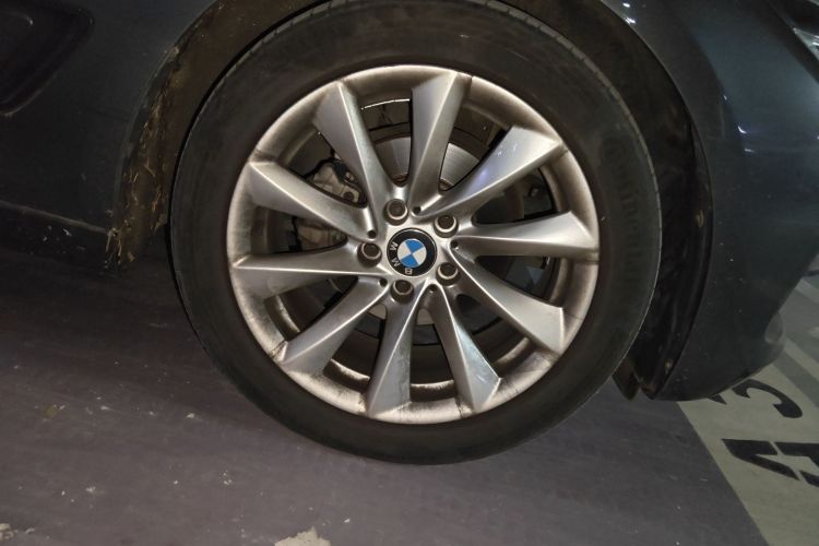 宝马3系GT 2019款 320i 时尚型车身外观6007