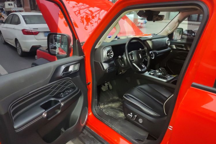 坦克300 2021款 越野版 2.0T 征服者中控内饰20