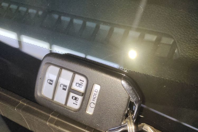 本田 艾力绅 2019款 2.0L 混动舒适版中控内饰11