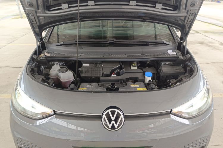 大众ID.3 2023款 纯净智享版机舱底盘24