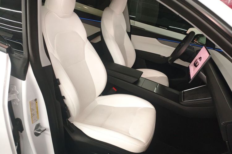 特斯拉 Model Y 2025款 后轮驱动版局部细节41