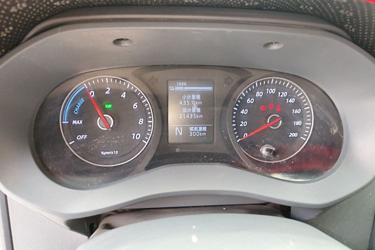 五菱汽车 五菱扬光 2024款 300KM 舒适型客车版 75kW中控内饰14