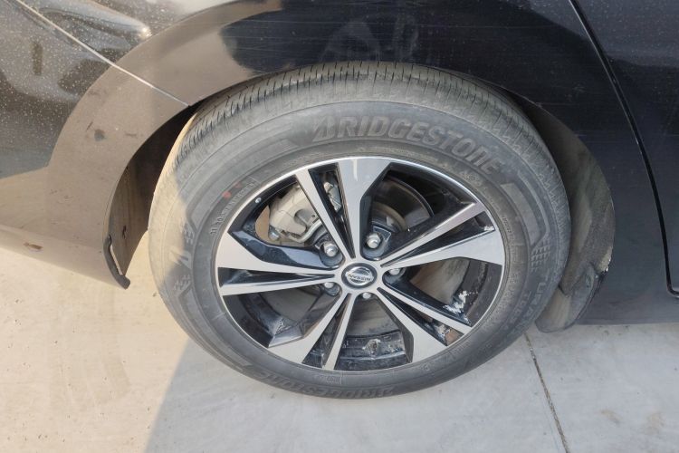 日产 轩逸 2021款 1.6L XL CVT悦享版车身外观6008