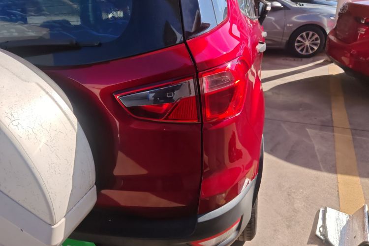 福特 翼搏 2018款 1.5L 自动精翼型车身外观9