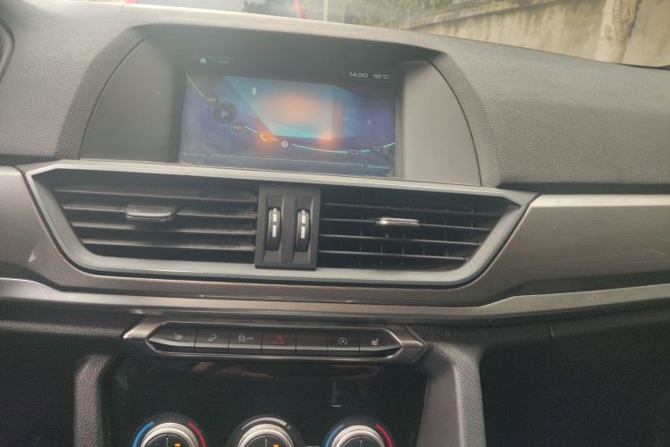 哈弗H6 2018款 蓝标 运动版 1.5T 自动两驱精英型局部细节16