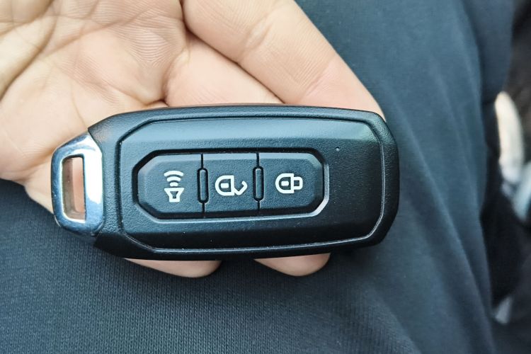 福特 游骑侠Ranger 2023款 探迹四驱自动版 汽油中控内饰11