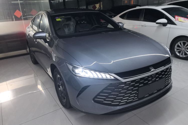 比亚迪 秦PLUS 2025款 DM-i 智驾版 55KM领先型车身外观6002