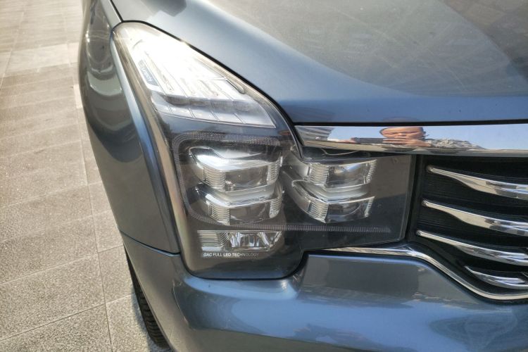 广汽传祺 传祺GS8 2017款 320T 两驱豪华智联版（七座）车身外观6006