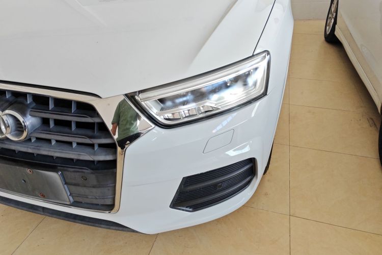 奥迪Q3 2018款 30周年年型 30 TFSI 时尚型局部细节36