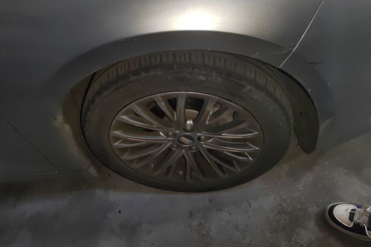 奔腾B70 2021款 1.5T 自动智享型车身外观10