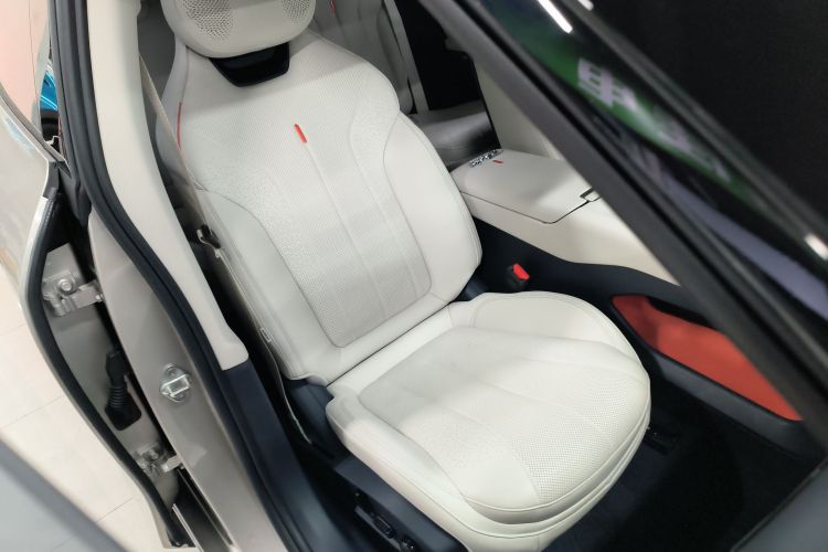 领克07 2024款 EM-P 126长续航 Halo局部细节41