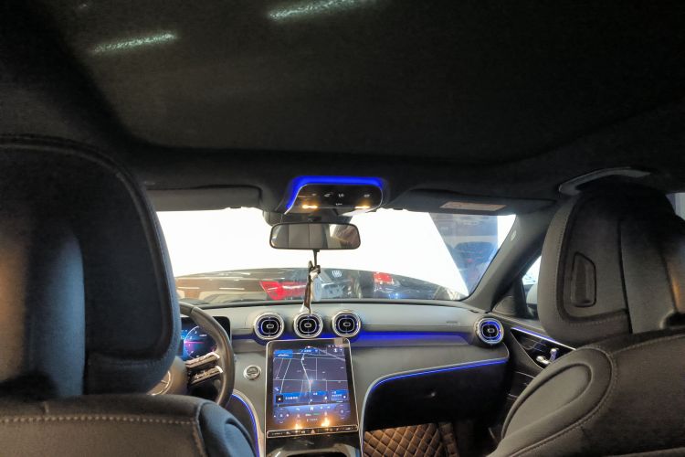 奔驰C级 2023款 C 260 L 运动版中控内饰22