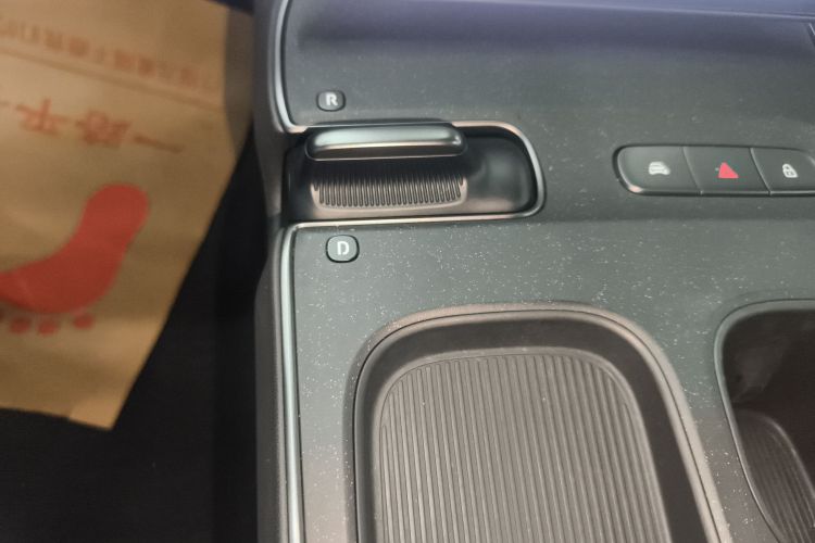 蔚来ET5T 2023款 75kWh Touring中控内饰18