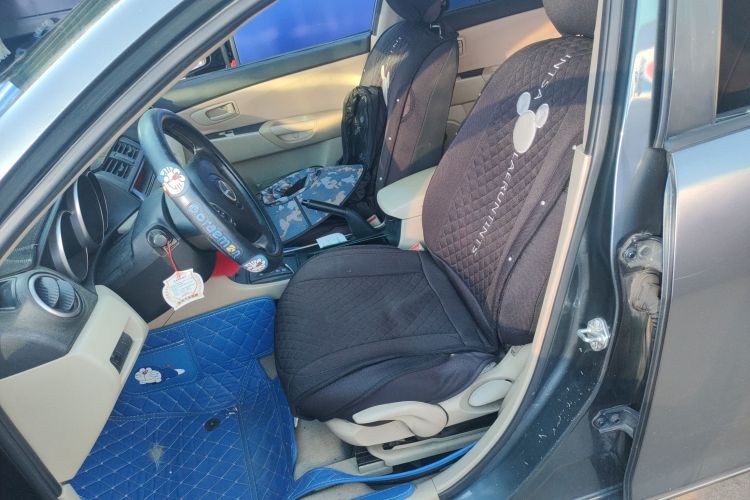 马自达3 2010款 1.6L 自动经典时尚型局部细节19