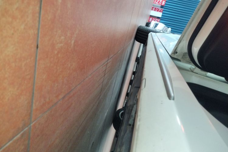 奔驰C级 2015款 改款 C 200 L 运动型局部细节9002