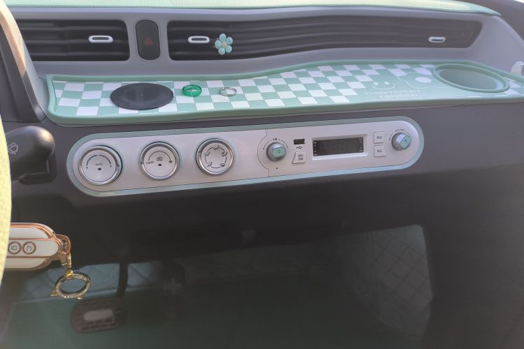 五菱汽车 宏光MINIEV 2022款 马卡龙时尚款 磷酸铁锂局部细节16