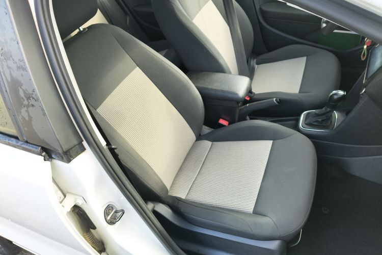 大众 Polo 2016款 1.4L 自动风尚型局部细节41