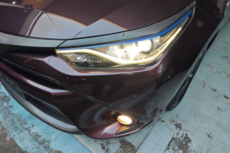 丰田 雷凌 2016款 双擎 1.8H GS E-CVT精英天窗版局部细节36