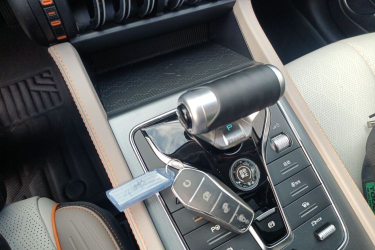 比亚迪 元PLUS 2024款 荣耀版 510KM 卓越型中控内饰18