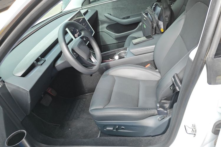 特斯拉 Model 3 2023款 长续航全轮驱动版局部细节19