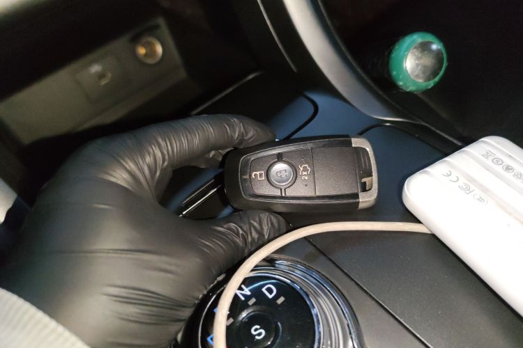 福特 蒙迪欧 2017款 EcoBoost 180 时尚型中控内饰11