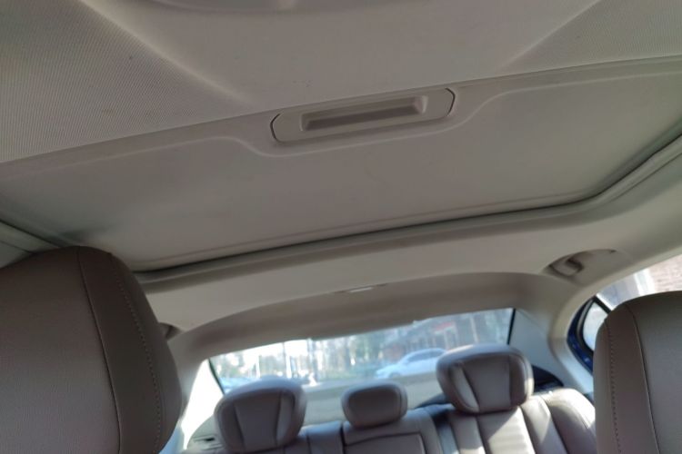 标致408 2019款 350THP 自动至尊版 国V中控内饰22