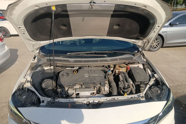 别克 威朗 2019款 三厢 20T 双离合领先型局部细节24