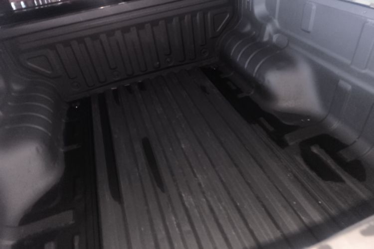 长城 炮 2023款 2.0T越野版自动汽油四驱高阶版中控内饰23