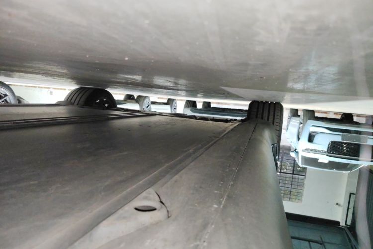 特斯拉 Model Y 2023款 后轮驱动版局部细节9001